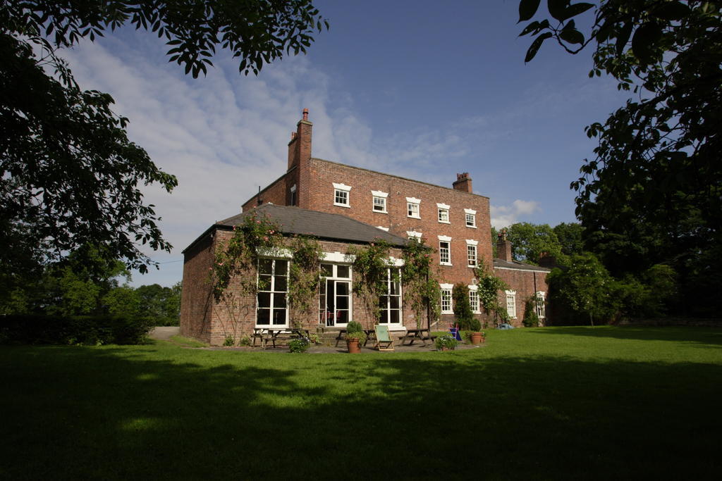 Trafford Hall Hotel Chester Exterior photo