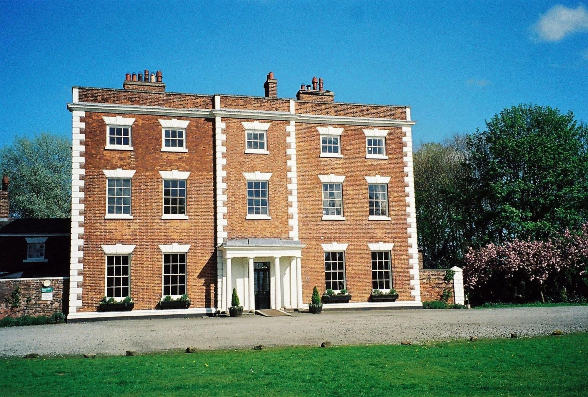 Trafford Hall Hotel Chester Exterior photo